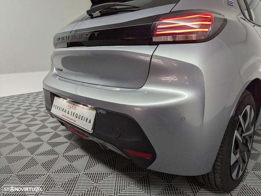 Peugeot e-208 50 kWh Active Pack - 17