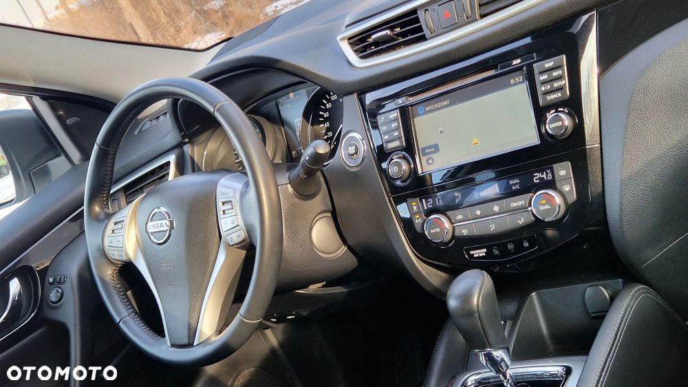 Nissan Qashqai 1.2 DIG-T Xtronic TEKNA+ - 27