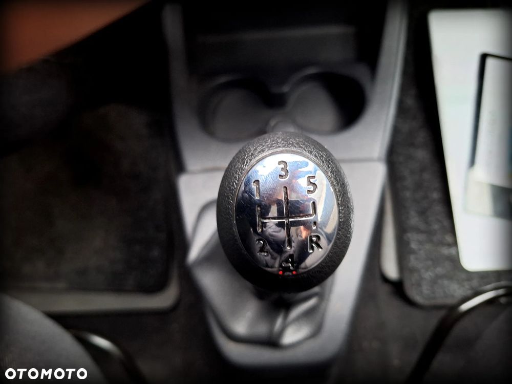 Dacia Lodgy 1.6 Laureate - 18