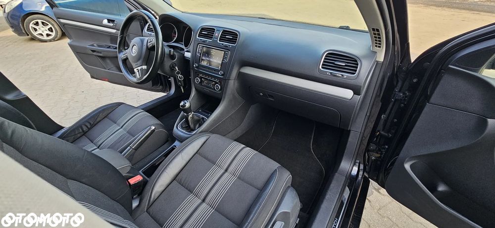 Volkswagen Golf 1.6 TDI DPF BlueMotion Technology MATCH - 14