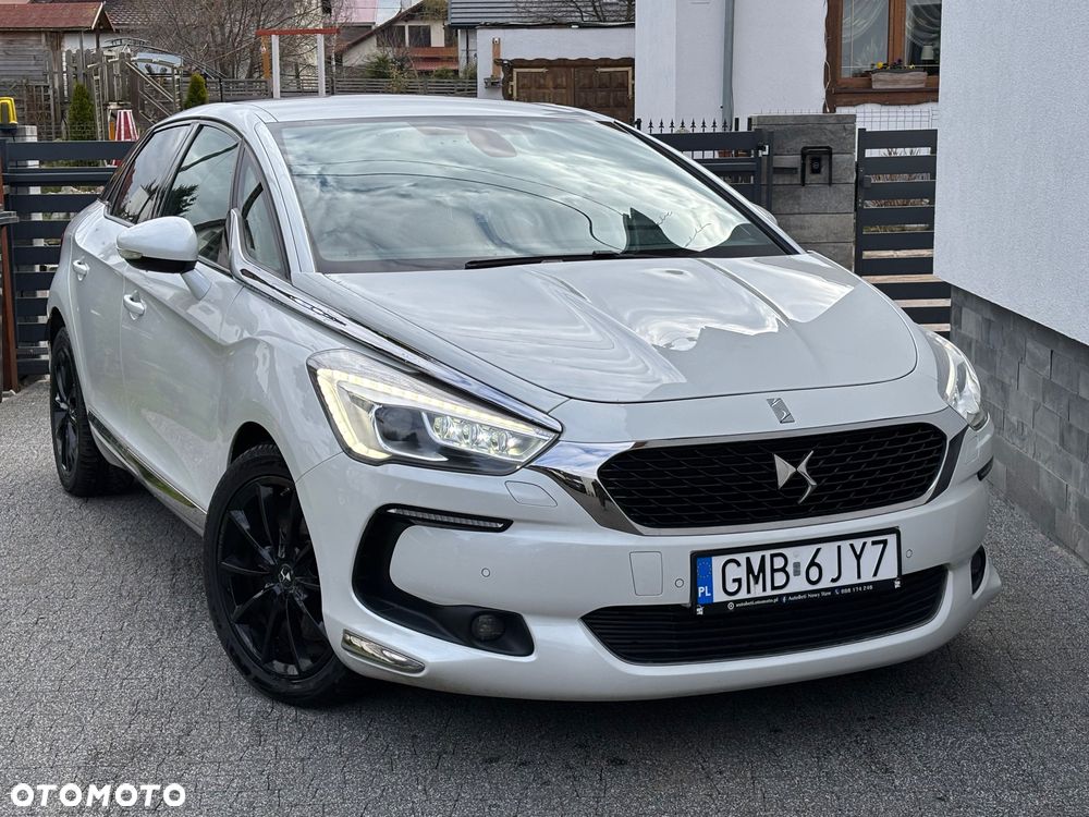 DS Automobiles DS 5 - 10