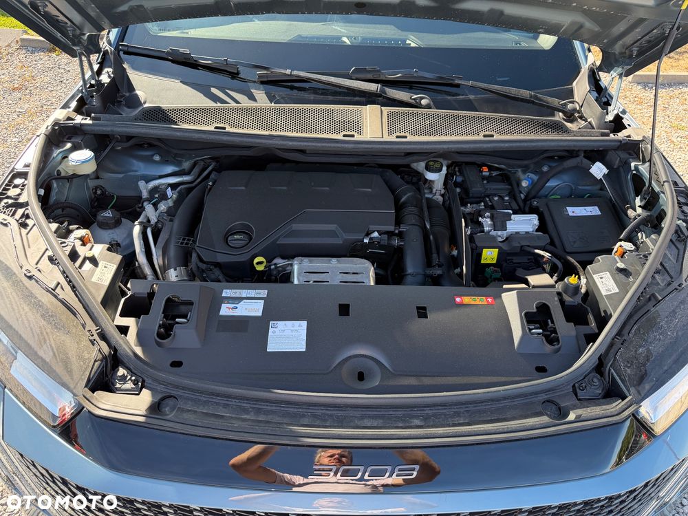 Peugeot 3008 1.6 PureTech Hybrid PHEV Active Pack S&S EAT8 - 37