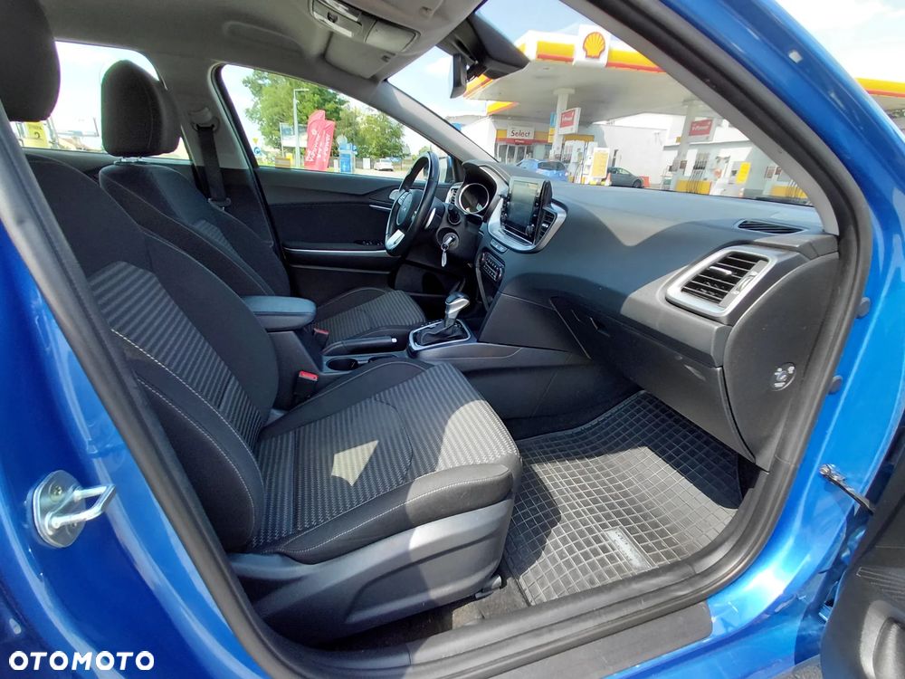 Kia Ceed 1.5 T-GDI M DCT - 23