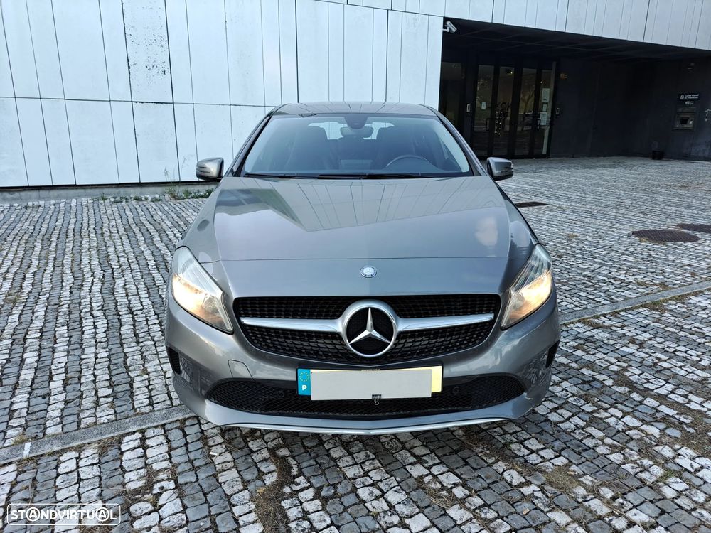 Mercedes-Benz A 180 d Urban - 12