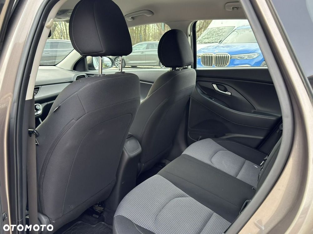 Hyundai i30 - 15