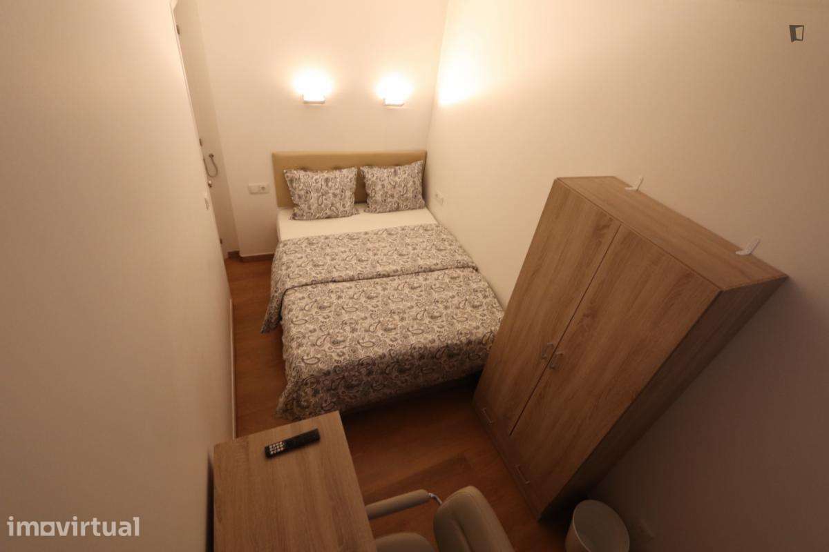 Quarto - localizado em Martim Moniz Lisbon - Grande imagem: 3/10