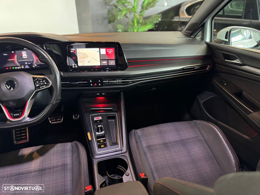 VW Golf GTI 2.0 TSI OPF DSG Performance - 51