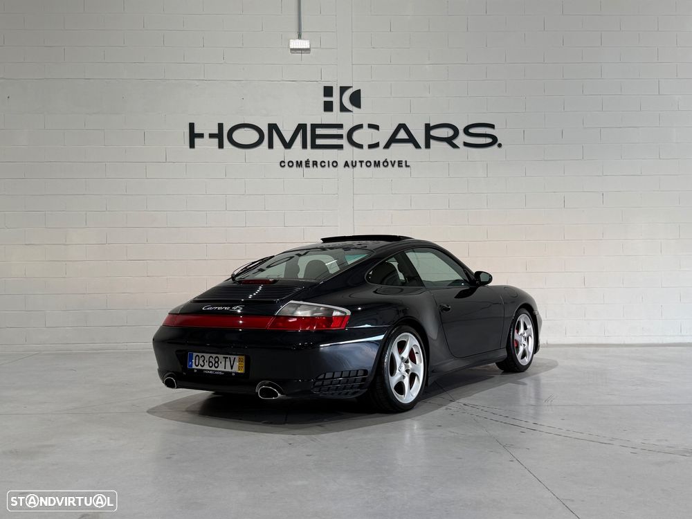 Porsche 911 (996) Carrera 4 S - 8