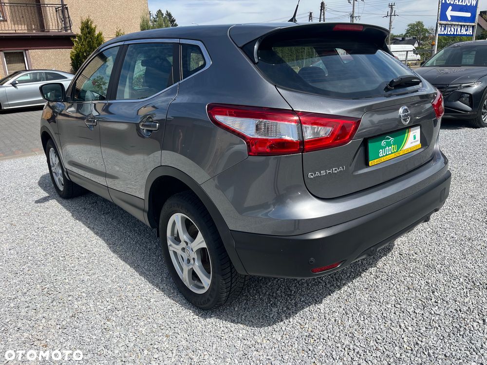 Nissan Qashqai 1.2 DIG-T Xtronic ACENTA - 3
