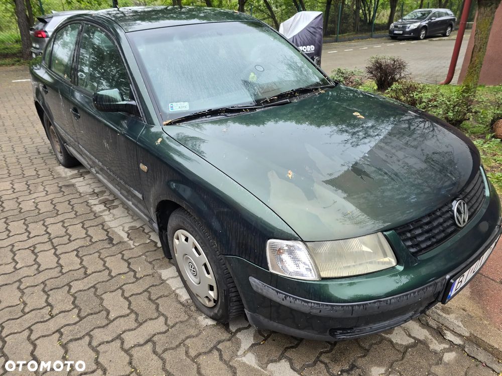 Volkswagen Passat 1.9 TDI Highline - 6