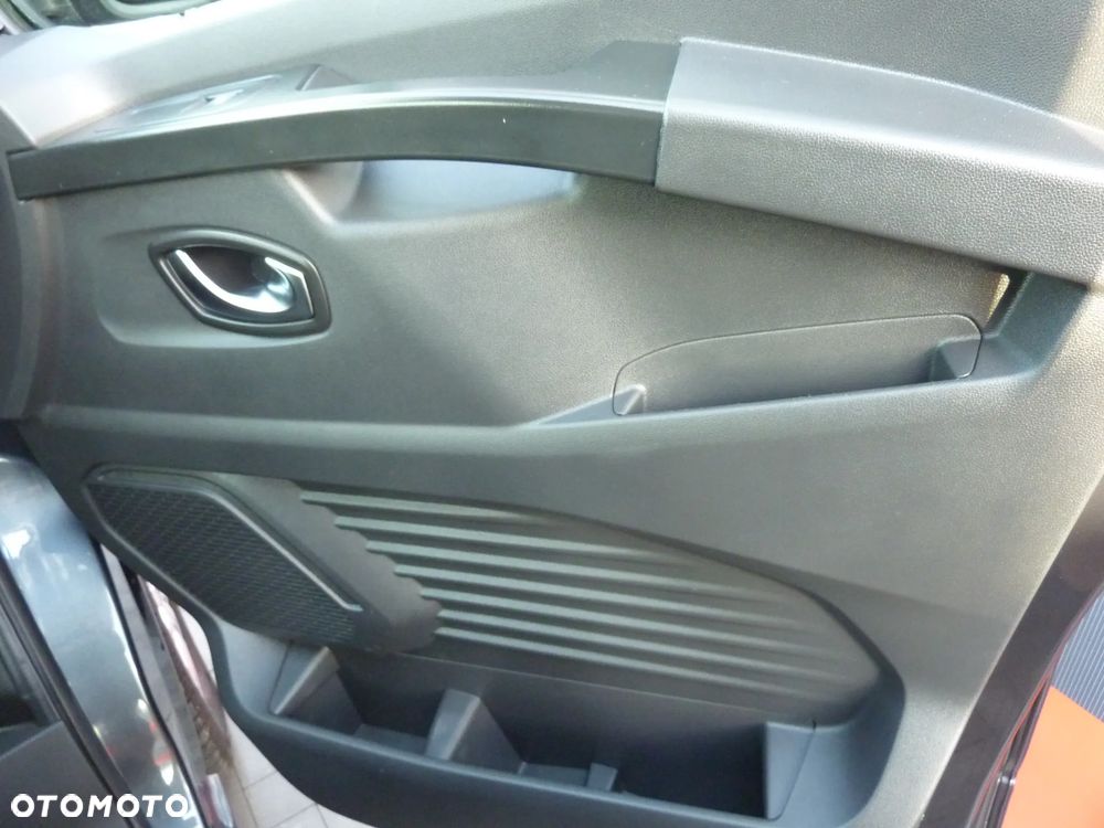 Renault TRAFIC - 18