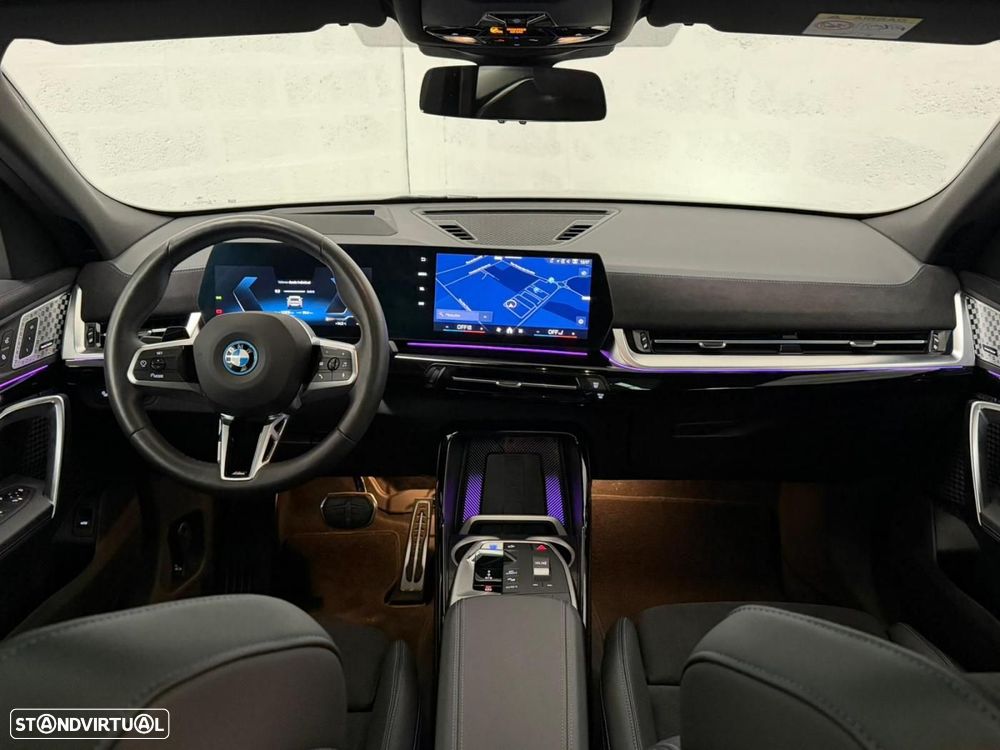 BMW iX2 eDrive20 Pack Desportivo M Pro - 3