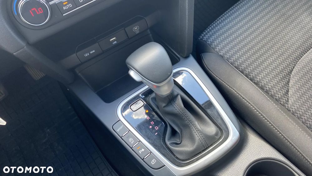 Kia XCeed 1.5 T-GDI M DCT - 14