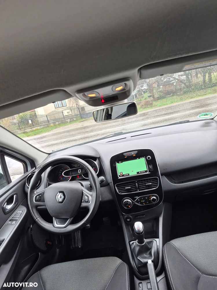 Renault Clio TCe 90 INTENS - 12