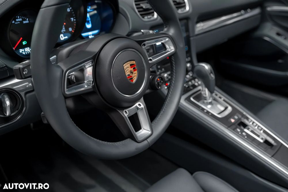 Porsche Boxster S PDK - 16