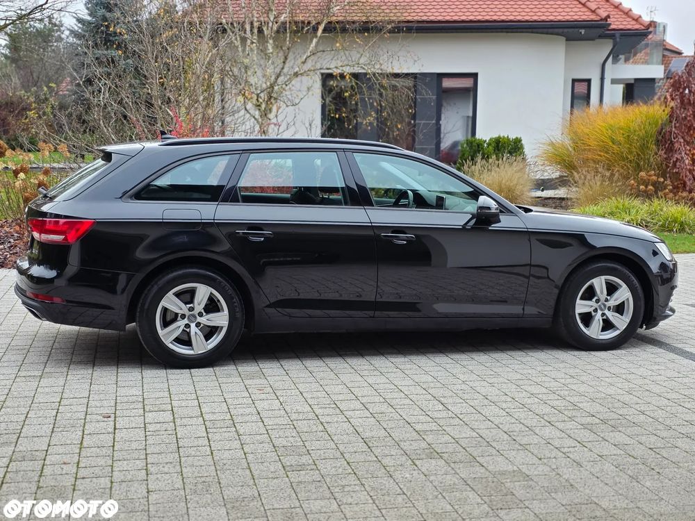 Audi A4 Avant 35 TDI Sport S tronic - 38