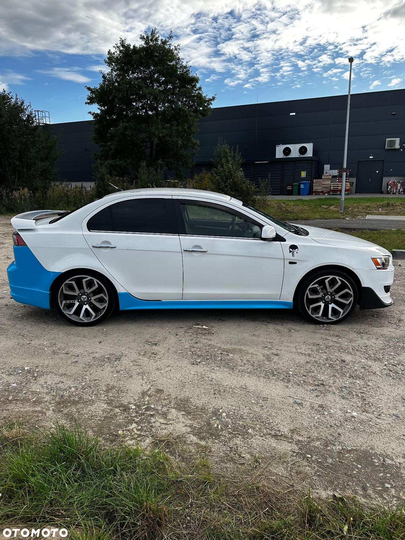 Mitsubishi Lancer - 8