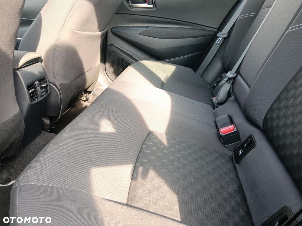 Toyota Corolla 1.8 Hybrid Comfort - 14