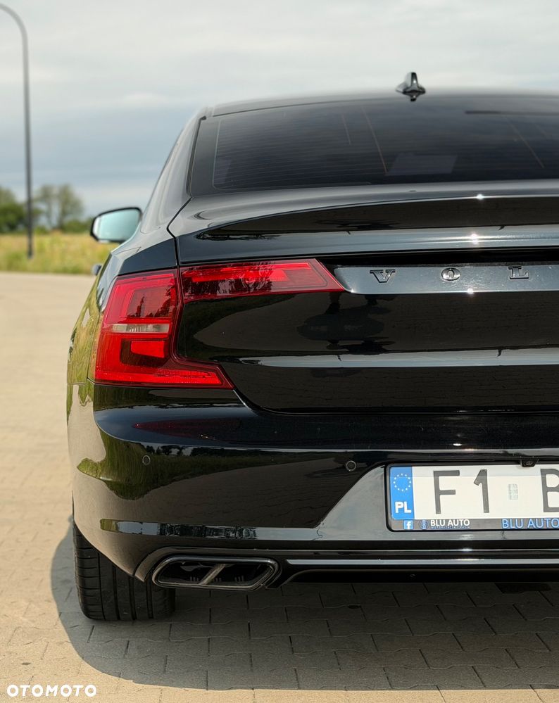 Volvo S90 T4 Geartronic Momentum Pro - 27