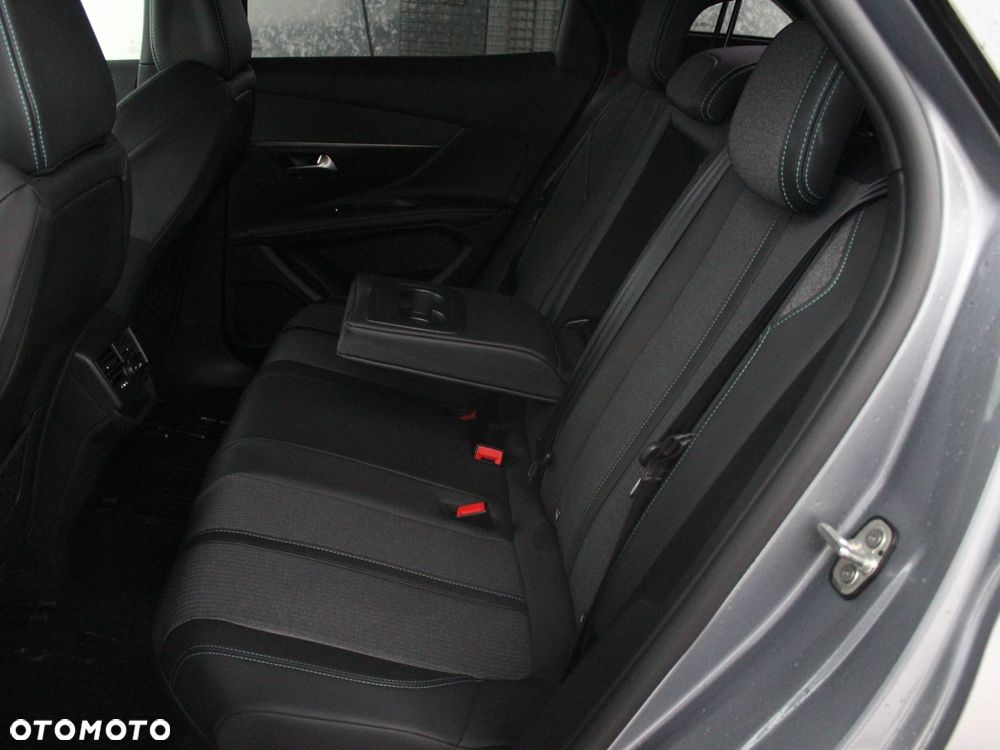 Peugeot 3008 1.5 BlueHDi Allure Pack S&S EAT8 - 15