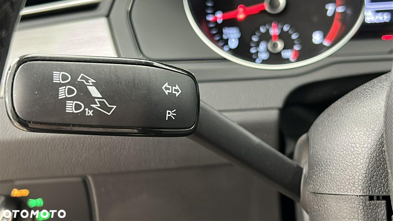 Volkswagen Passat 1.5 TSI EVO Essence DSG - 23