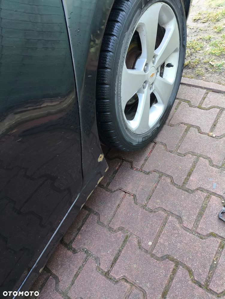 Chevrolet Cruze 1.6 LS - 6