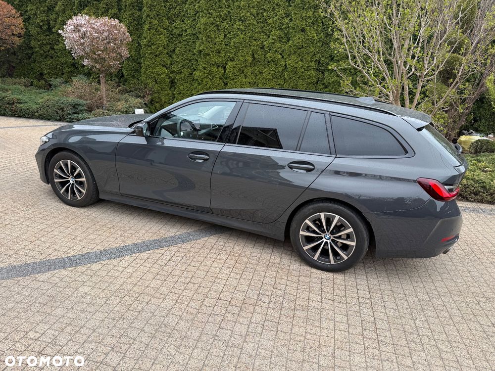 BMW Seria 3 320d MHEV Sport Line - 26
