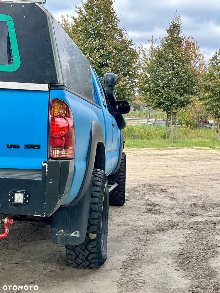Toyota Tacoma 4.0 Access Cab 4WD - 6