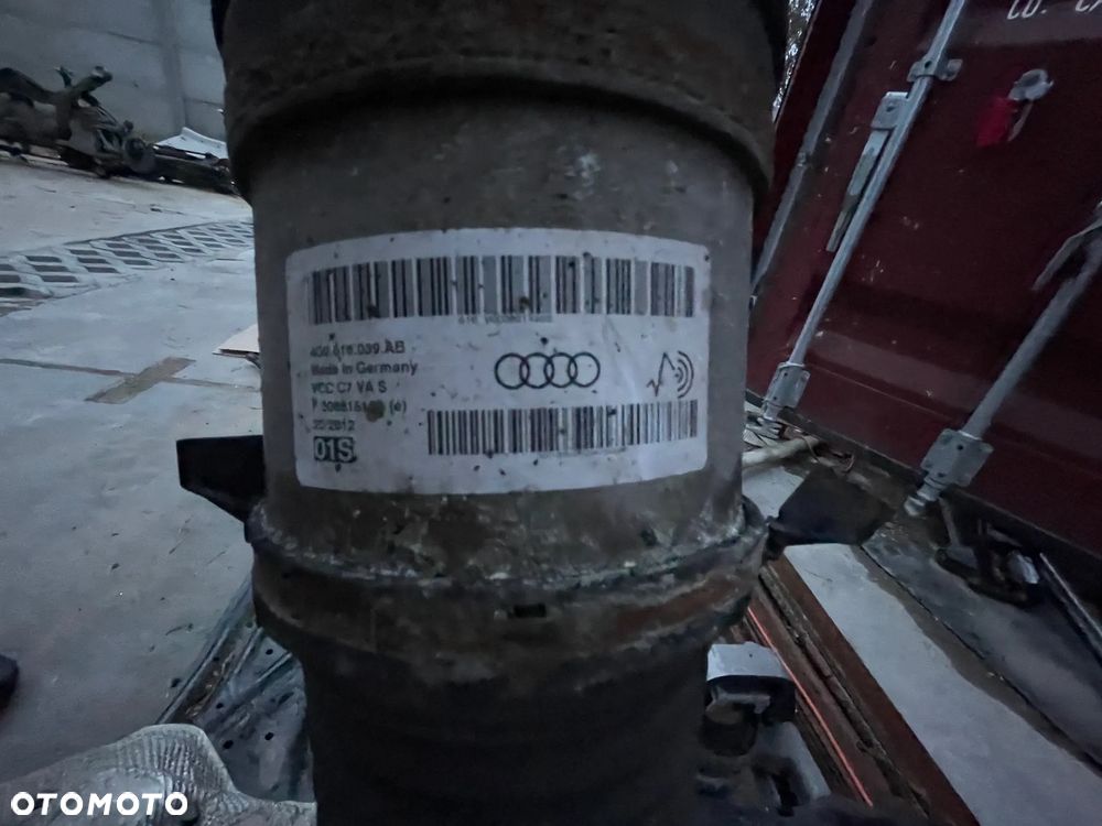 AMORTYZATOR PNEUMATYCZNY AUDI S6 C7 - 2
