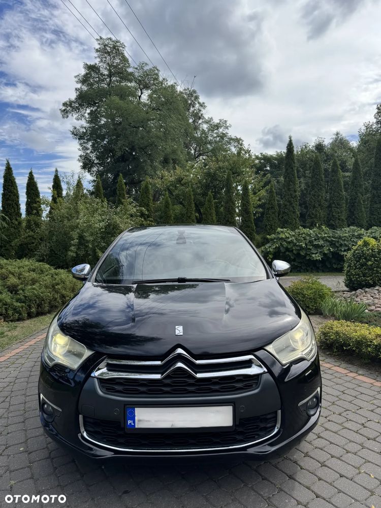 Citroën DS4 1.6 THP SportChic - 4