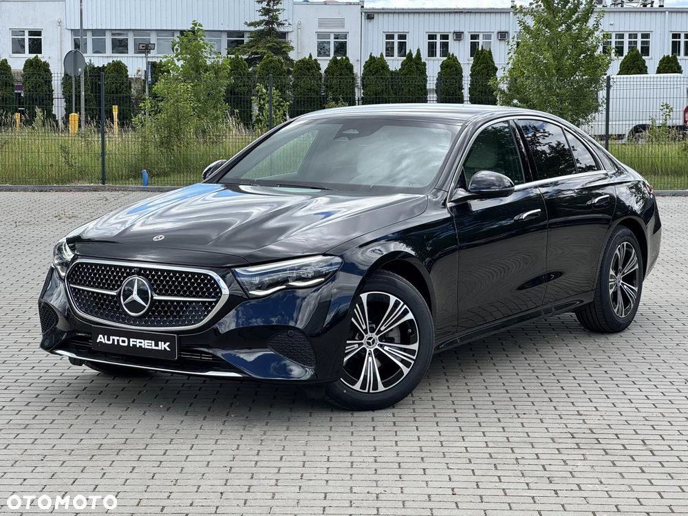 Mercedes-Benz Klasa E 220 d mHEV 4-Matic Avantgarde 9G-Tronic - 3
