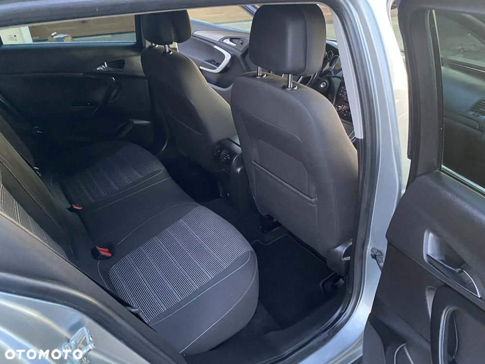 Opel Insignia - 8