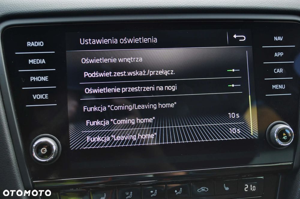 Skoda Octavia 1.6 TDI DSG Premium Edition - 25