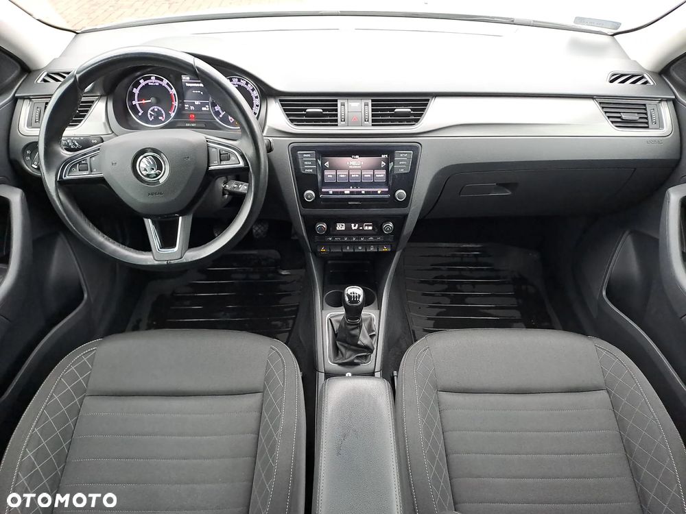 Skoda RAPID Spb 1.0 TSI Style - 9