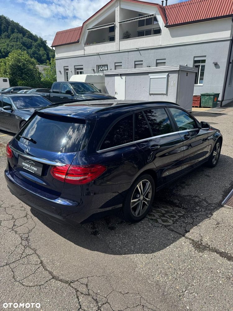 Mercedes-Benz Klasa C 220 d 4-Matic 7G-TRONIC - 38