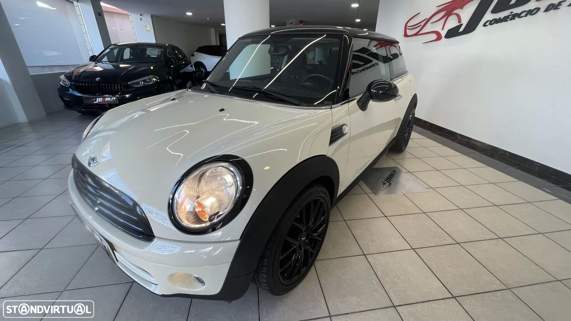 MINI 3 Portas One D - 14
