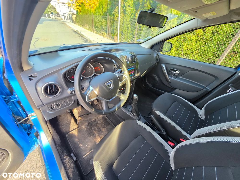 Dacia Logan TCe 90 (S&S) Stepway - 8