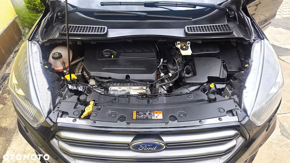 Ford Kuga 1.5 EcoBoost 2x4 ST-Line - 35