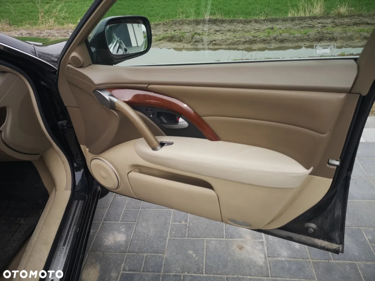 Honda Legend 3.5 Executive + - 15