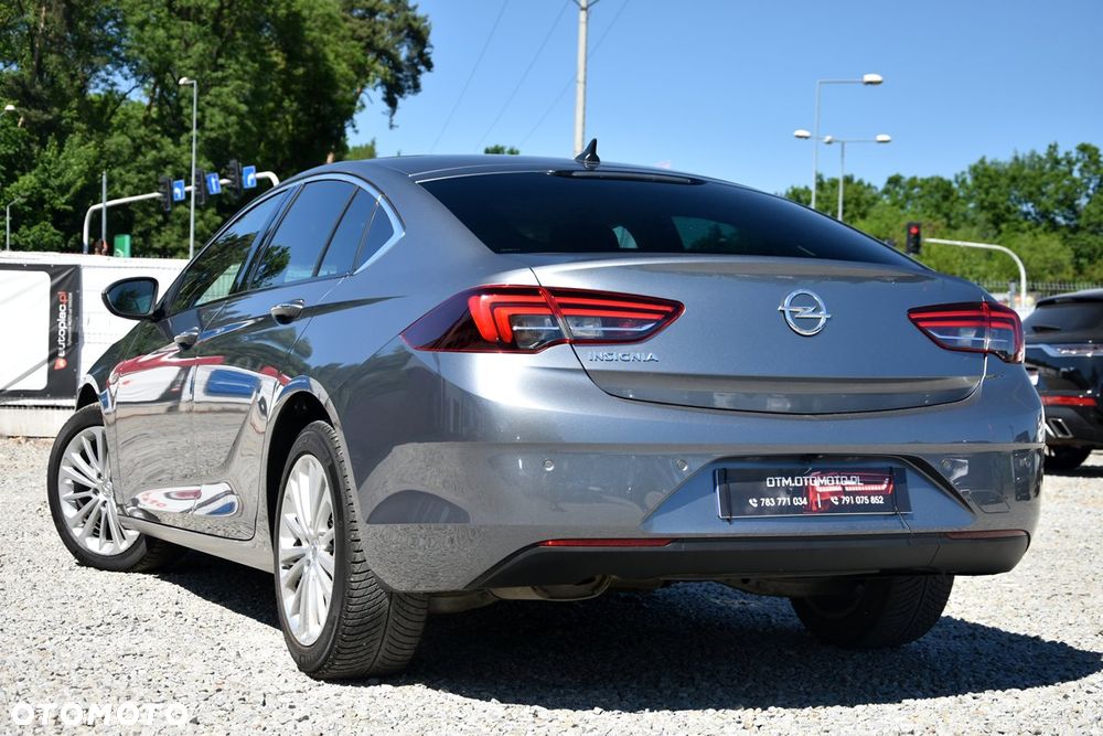 Opel Insignia 1.6 Innovation - 16