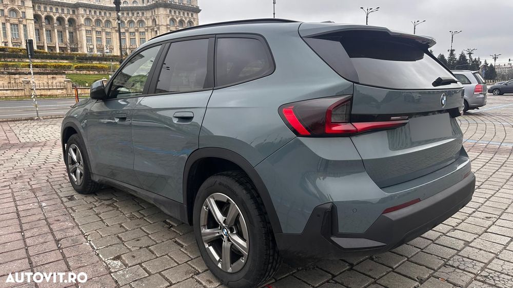BMW X1 sDrive18d AT - 28