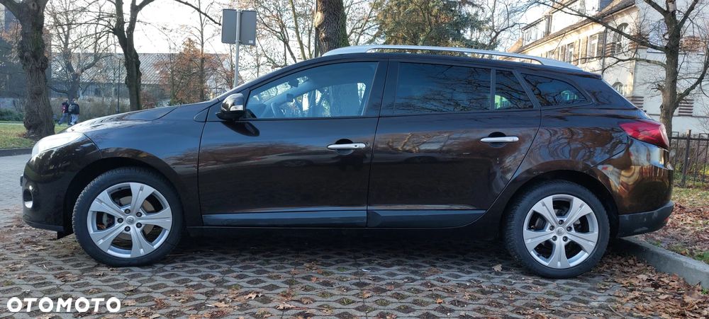 Renault Megane TCe 130 Night and Day - 4