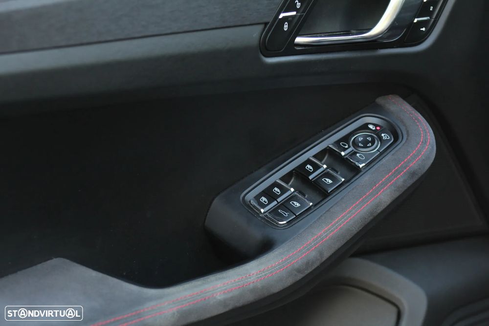 Porsche Macan GTS PDK - 22