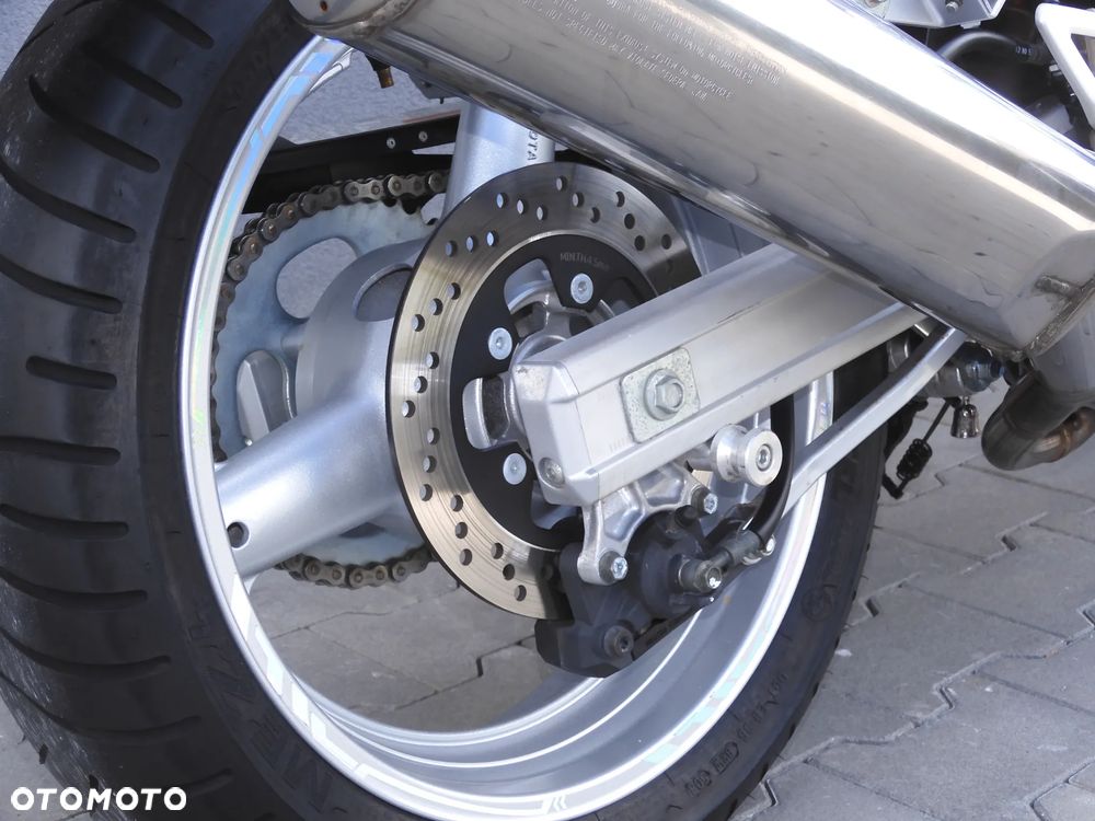 Suzuki SV - 11