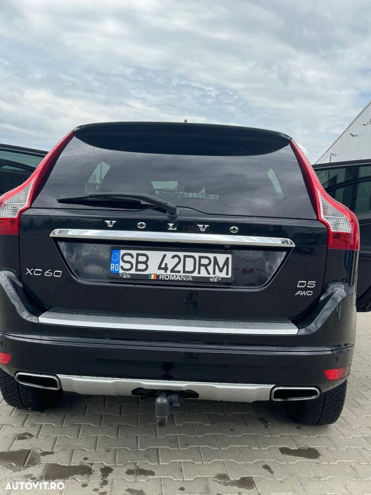 Volvo XC 60 D5 AWD Aut. RDesign - 10