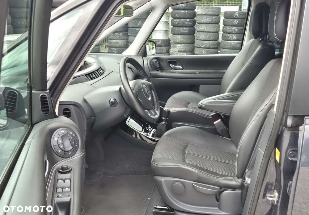 Renault Espace 2.0 dCi Celsium - 12