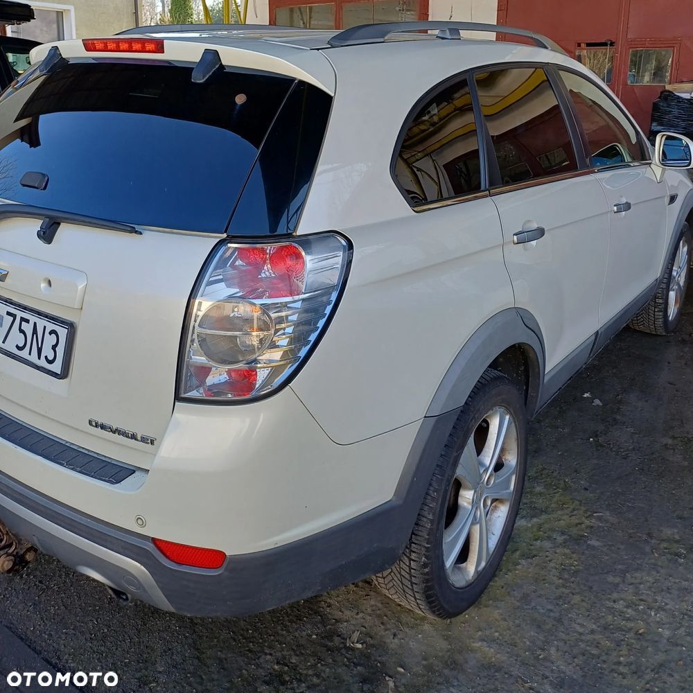 Chevrolet Captiva - 4