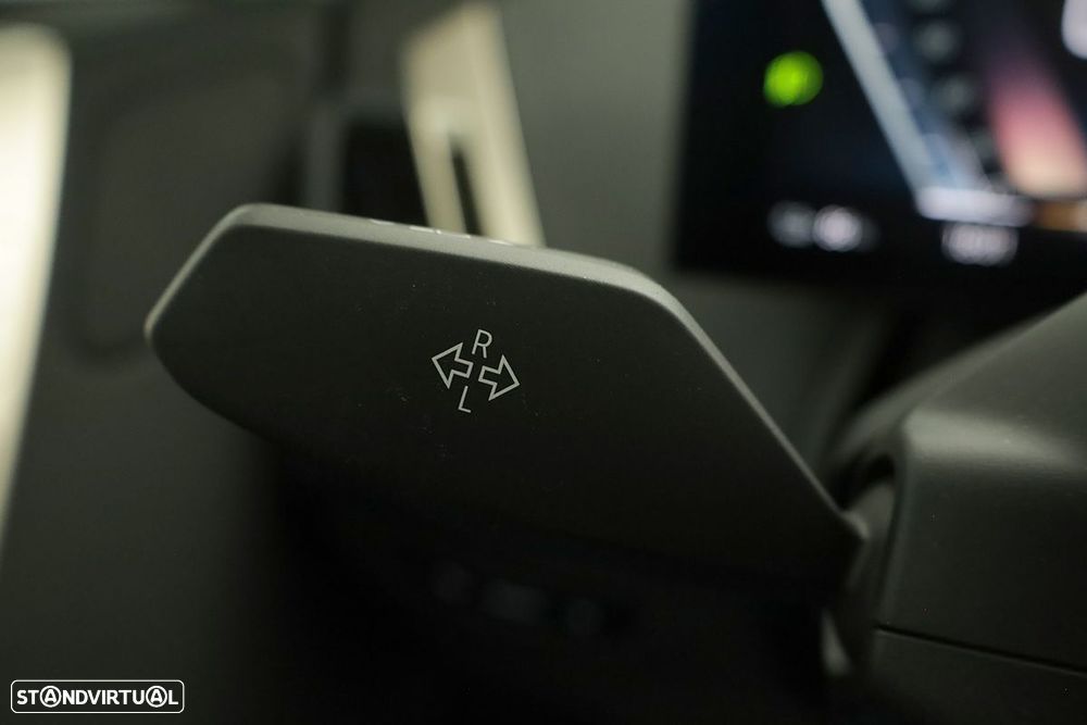 BMW iX xDrive 40 - 11