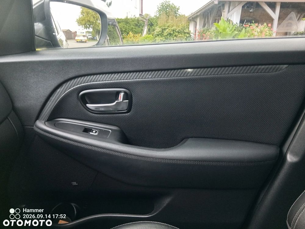 Kia Carens 1.7 CRDi 141 ISG Spirit - 13
