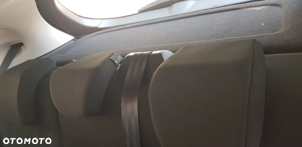 Ford Fiesta 1.1 Trend - 10